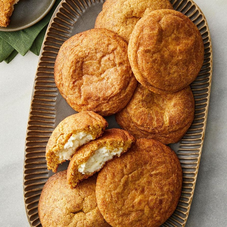 Cozy Pumpkin Cheesecake Cookies