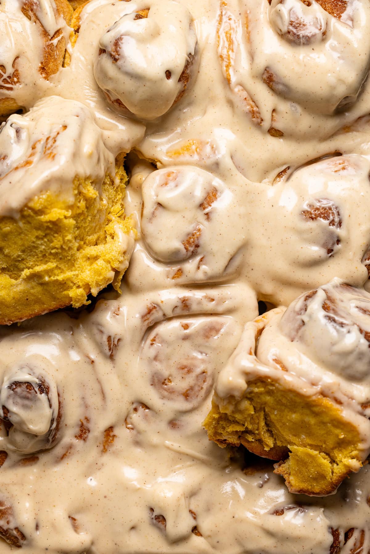 Pumpkin Chai Cinnamon Rolls