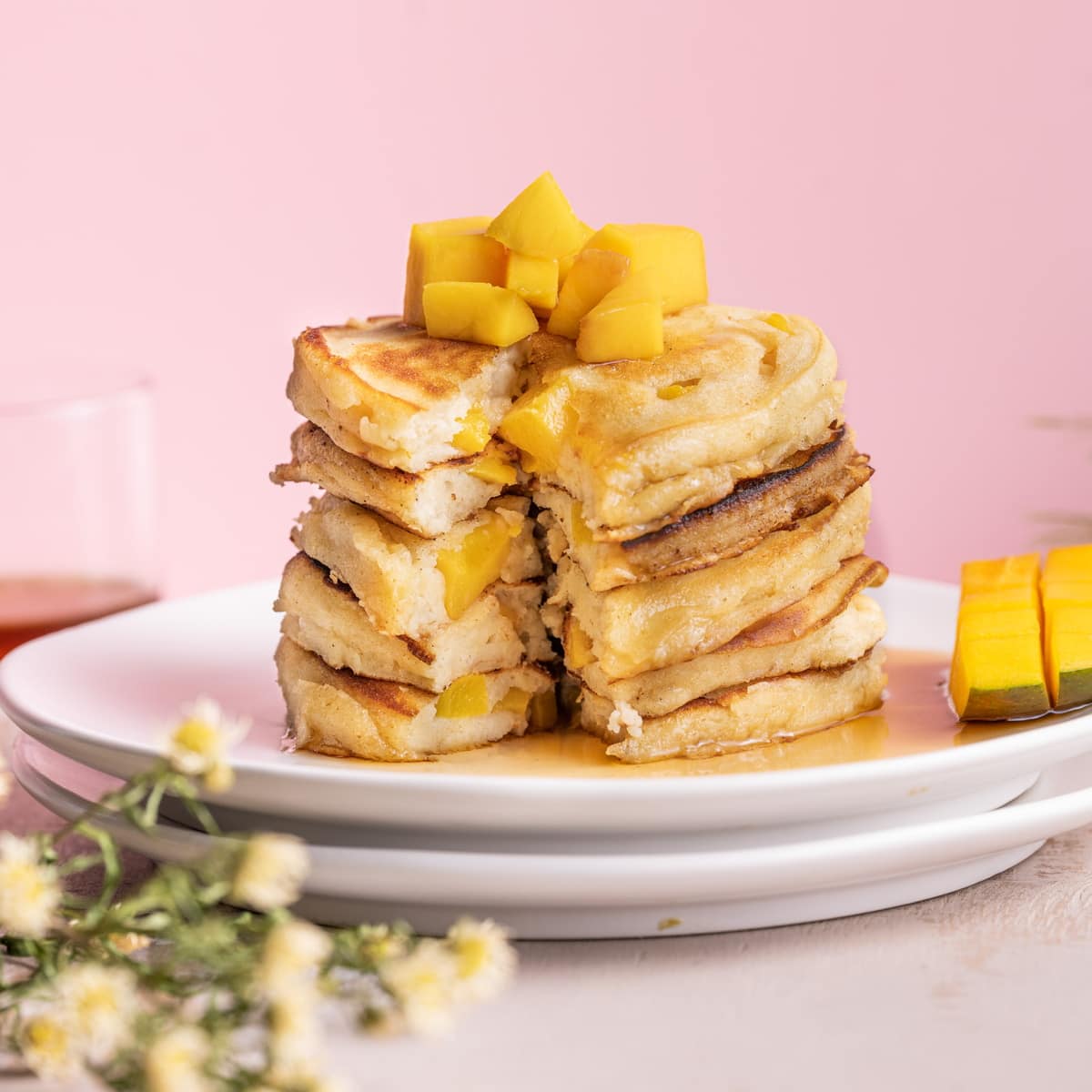Fluffy Mango Pancakes