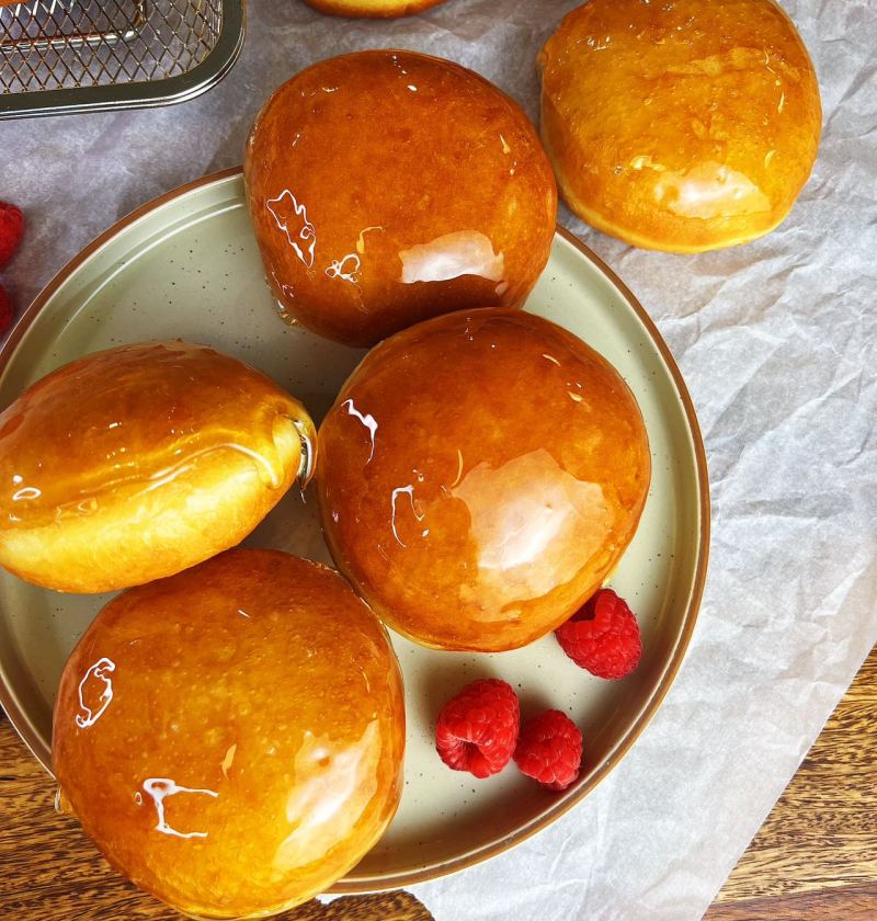 Baked Creme Brulee Donuts