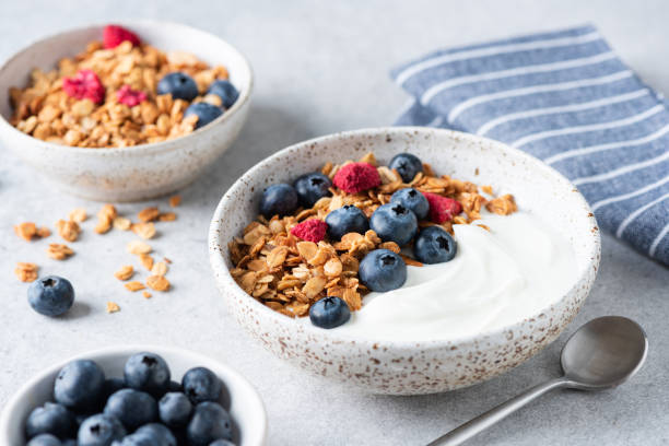Fall Yogurt Bowls a Cozy Seasonal Breakfast process