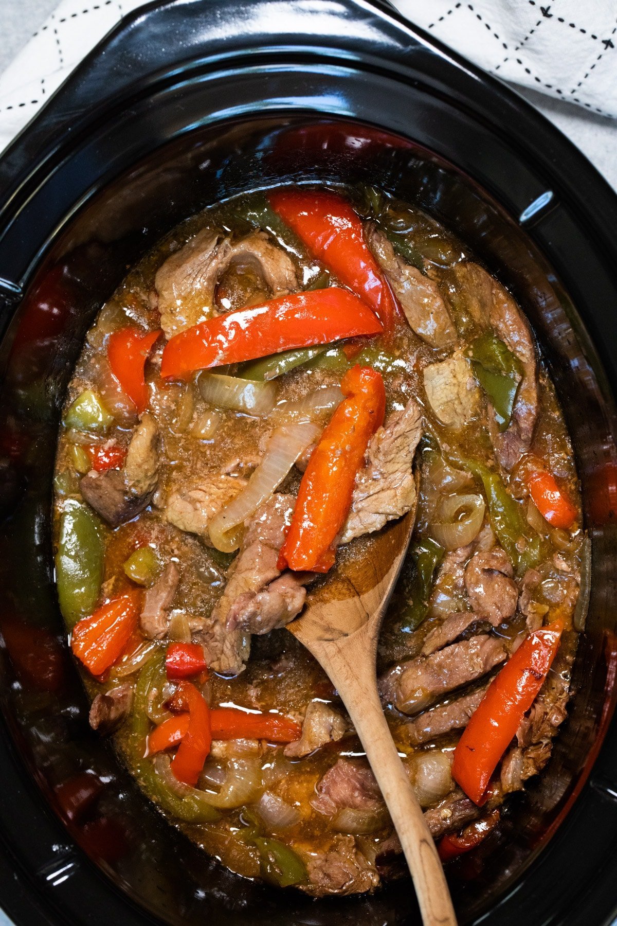 Slow Cooker Pepper Steak a Comforting Classic
