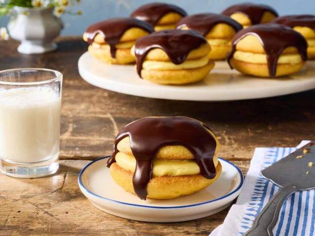 Boston Cream Pie Cookies a Bite Sized Twist on a Classic Dessert