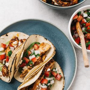 Easy Flavorful Chicken Street Tacos
