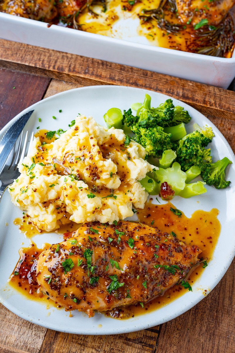 Easy Baked Honey Dijon Chicken: A Sweet and Savory Classic ingredients